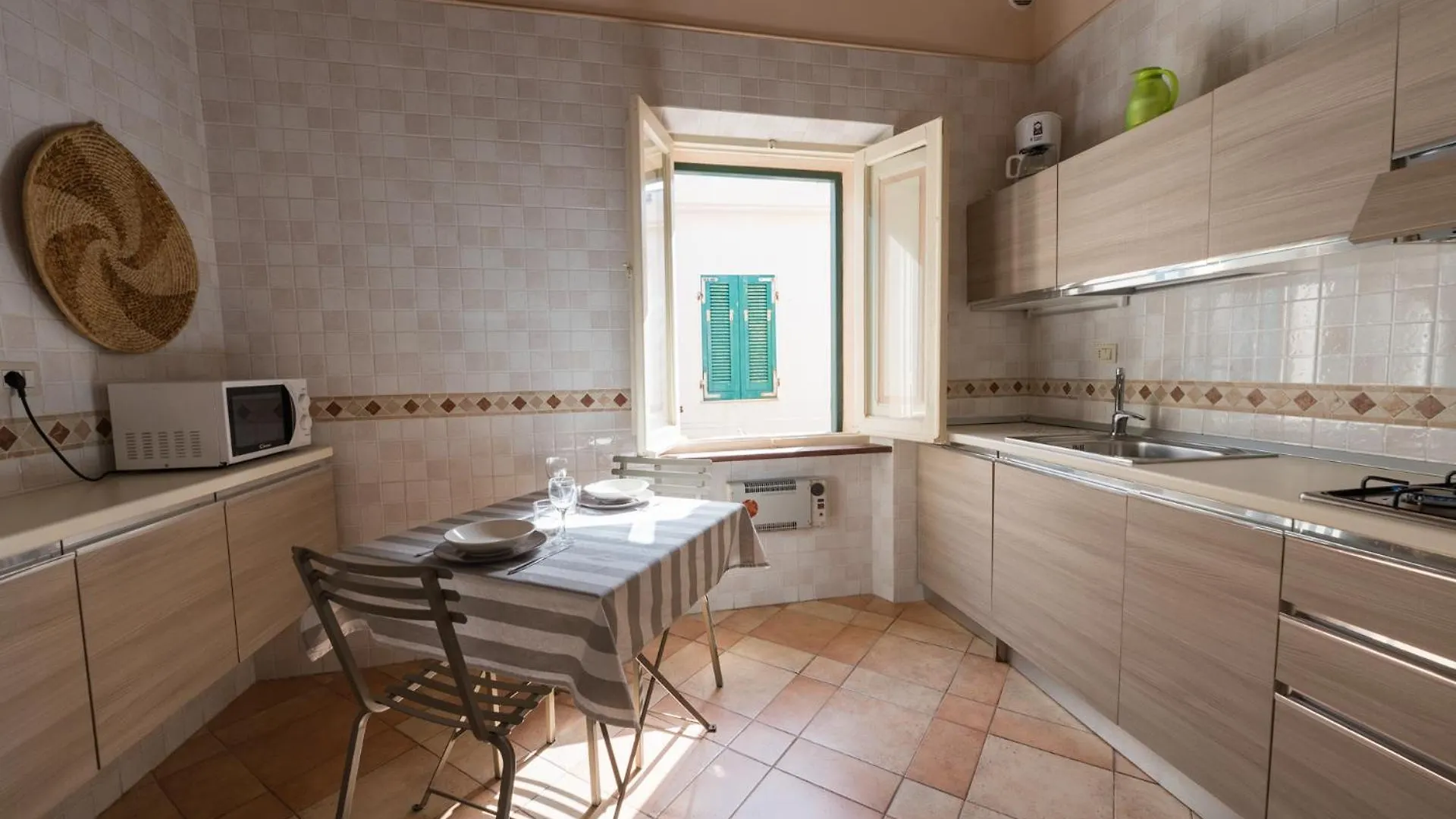 L'Attichetto Apartment Alghero 0*,
